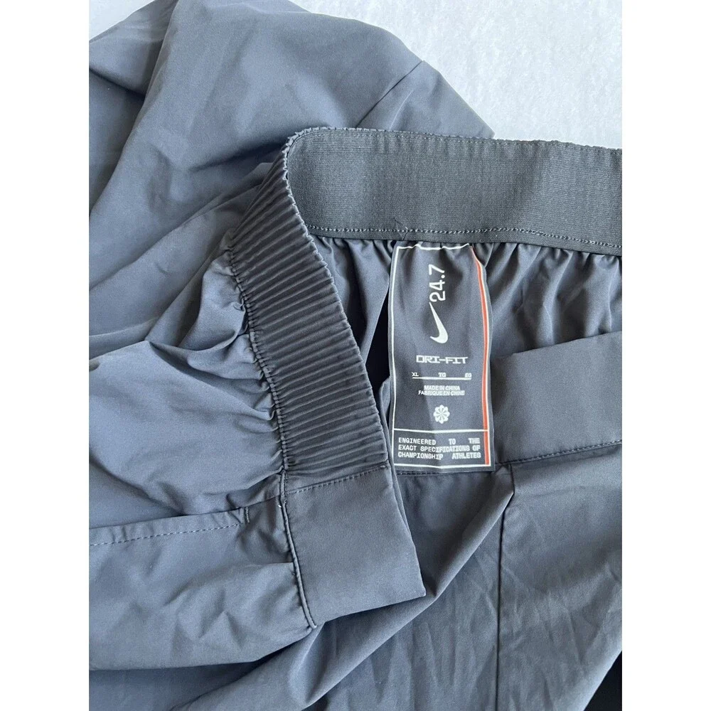 Nike HM8389-010 Women's 24.7 Perfect Stretch High-Waisted Barrel-Leg Pants XL